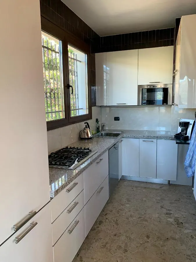 בית נופש Germignaga Casa Lago